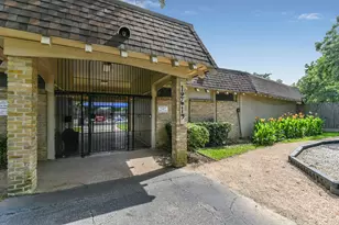 12807 Westleigh Dr, Houston, TX 77077 - Photo 43