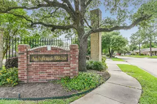 12807 Westleigh Dr, Houston, TX 77077 - Photo 41