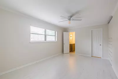 12807 Westleigh Drive, Houston, TX 77077 - Photo 21
