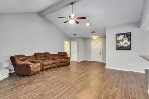 2554 Olympus Dr, Houston, TX 77084 - Photo 9