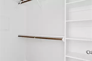 5515 Warm Springs Rd, Houston, TX 77035 - Photo 11