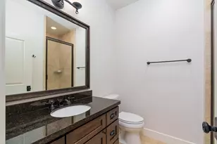 225 Knox St, Houston, TX 77007 - Photo 9