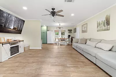 2457 E Norman Circle, Orange, TX 77630 - Photo 7
