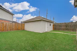 13803 Purplemartin St, Houston, TX 77083 - Photo 35