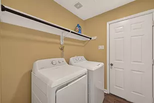 12818 Huntington Field Dr, Houston, TX 77099 - Photo 9