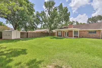 501 Point Clear Drive, Friendswood, TX 77546 - Photo 31