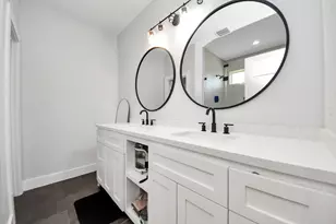 118 Nelson Rd, Anahuac, TX 77514 - Photo 21