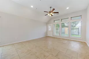 27407 Gatlin Ln, Spring, TX 77386 - Photo 19