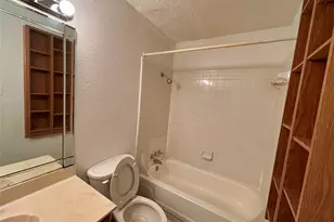 8287 Creekbend Dr, Houston, TX 77071 - Photo 5