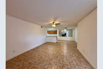 8287 Creekbend Drive #8287, Houston, TX 77071 - Photo 3