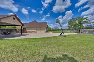 2245 Strangmeier Rd, Brenham, TX 77833 - Photo 9