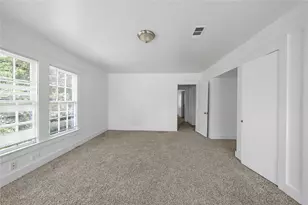 928 University Ave, Huntsville, TX 77320 - Photo 9