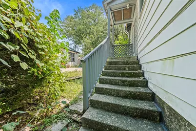 928 University Avenue, Huntsville, TX 77320 - Photo 13