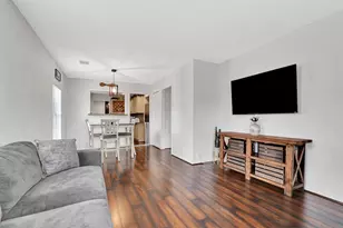 7714 Helmers St, Houston, TX 77022 - Photo 11