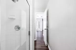 1922 Arcadia Dr, Sugar Land, TX 77498 - Photo 27