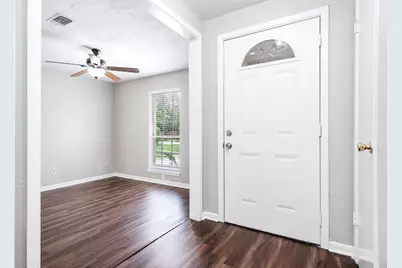 1922 Arcadia Drive, Sugar Land, TX 77498 - Photo 7