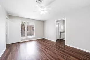 1922 Arcadia Dr, Sugar Land, TX 77498 - Photo 17