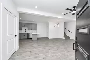 7412 Carver Rd, Houston, TX 77088 - Photo 3