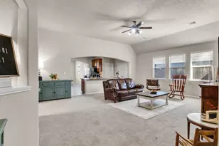 13622 Kodiak Brown Bear St, Crosby, TX 77532 - Photo 9