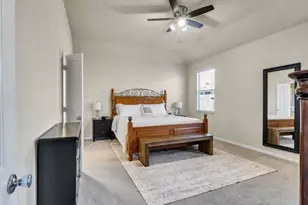13622 Kodiak Brown Bear St, Crosby, TX 77532 - Photo 5
