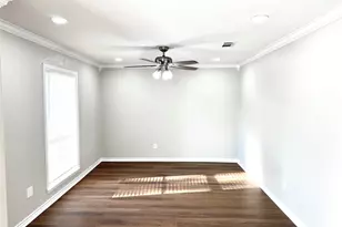 959 Festival Dr, Houston, TX 77062 - Photo 23