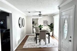 959 Festival Dr, Houston, TX 77062 - Photo 17