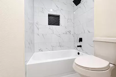2131 Creekshire Drive, Sugar Land, TX 77478 - Photo 33