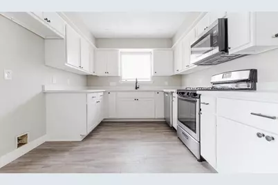 3402 Pecan Grove Drive, Baytown, TX 77521 - Photo 5