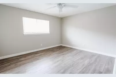 3402 Pecan Grove Drive, Baytown, TX 77521 - Photo 7