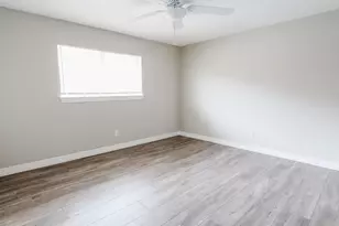 3402 Pecan Grove Dr, Baytown, TX 77521 - Photo 7