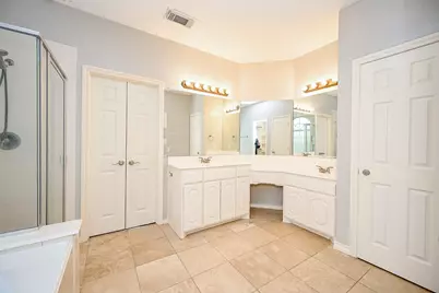 8135 Cove Timbers Lane, Tomball, TX 77375 - Photo 17