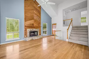 1355 County Rd 145, Alvin, TX 77511 - Photo 17