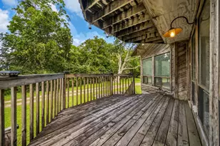 1355 County Rd 145, Alvin, TX 77511 - Photo 9