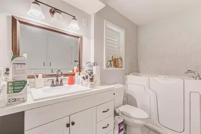 604 N Clear Creek Drive, Friendswood, TX 77546 - Photo 31