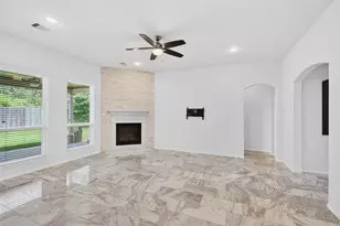 14530 Northern Mountain Ct, Houston, TX 77090 - Photo 3