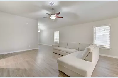 17692 Tree Of Heaven, Conroe, TX 77385 - Photo 11