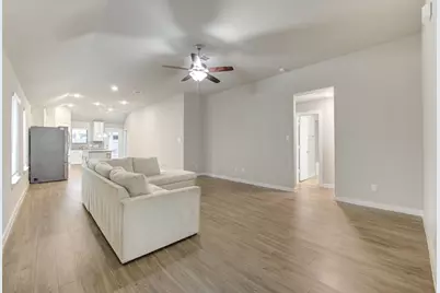 17692 Tree Of Heaven, Conroe, TX 77385 - Photo 9