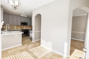 3614 Burning Palms Ct, Houston, TX 77042 - Photo 7