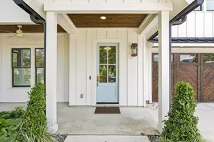 704 Teetshorn St, Houston, TX 77009 - Photo 3
