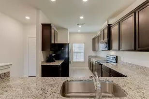 3025 Iron Woods Dr, Katy, TX 77493 - Photo 5