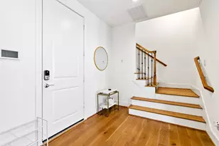 10943 Grove Tree Ln, Houston, TX 77043 - Photo 13