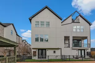 10943 Grove Tree Ln, Houston, TX 77043 - Photo 27