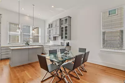 10943 Grove Tree Lane, Houston, TX 77043 - Photo 7