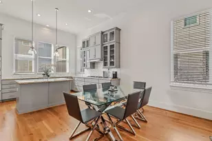 10943 Grove Tree Ln, Houston, TX 77043 - Photo 7