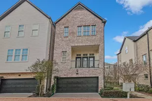 10943 Grove Tree Ln, Houston, TX 77043 - Photo 31