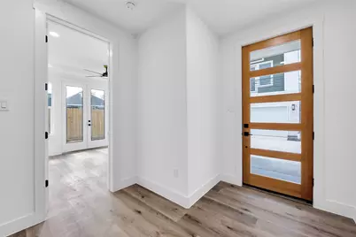 1805 Emir Street #H, Houston, TX 77009 - Photo 7