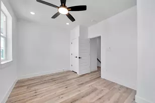 1805 Emir St, Houston, TX 77009 - Photo 37