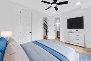 1805 Emir St, Houston, TX 77009 - Photo 9