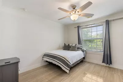 1247 Glenwood Canyon, Houston, TX 77077 - Photo 27