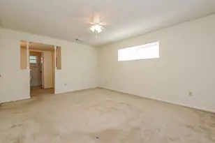 5731 Old Lodge Dr, Houston, TX 77066 - Photo 17